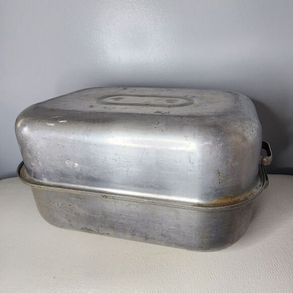 Antique Aluminum Royal Chef Poulsen Nardon Lidded Roaster No. 125 Los Angeles CA - Picture 1 of 7